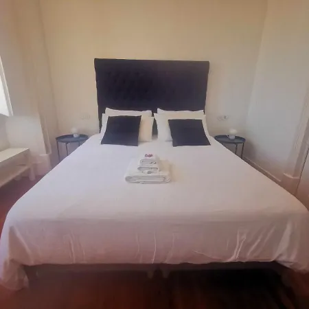 Quarto em Acomodações Particulares Gabriela Monte Vista Mar E Natureza 1 *